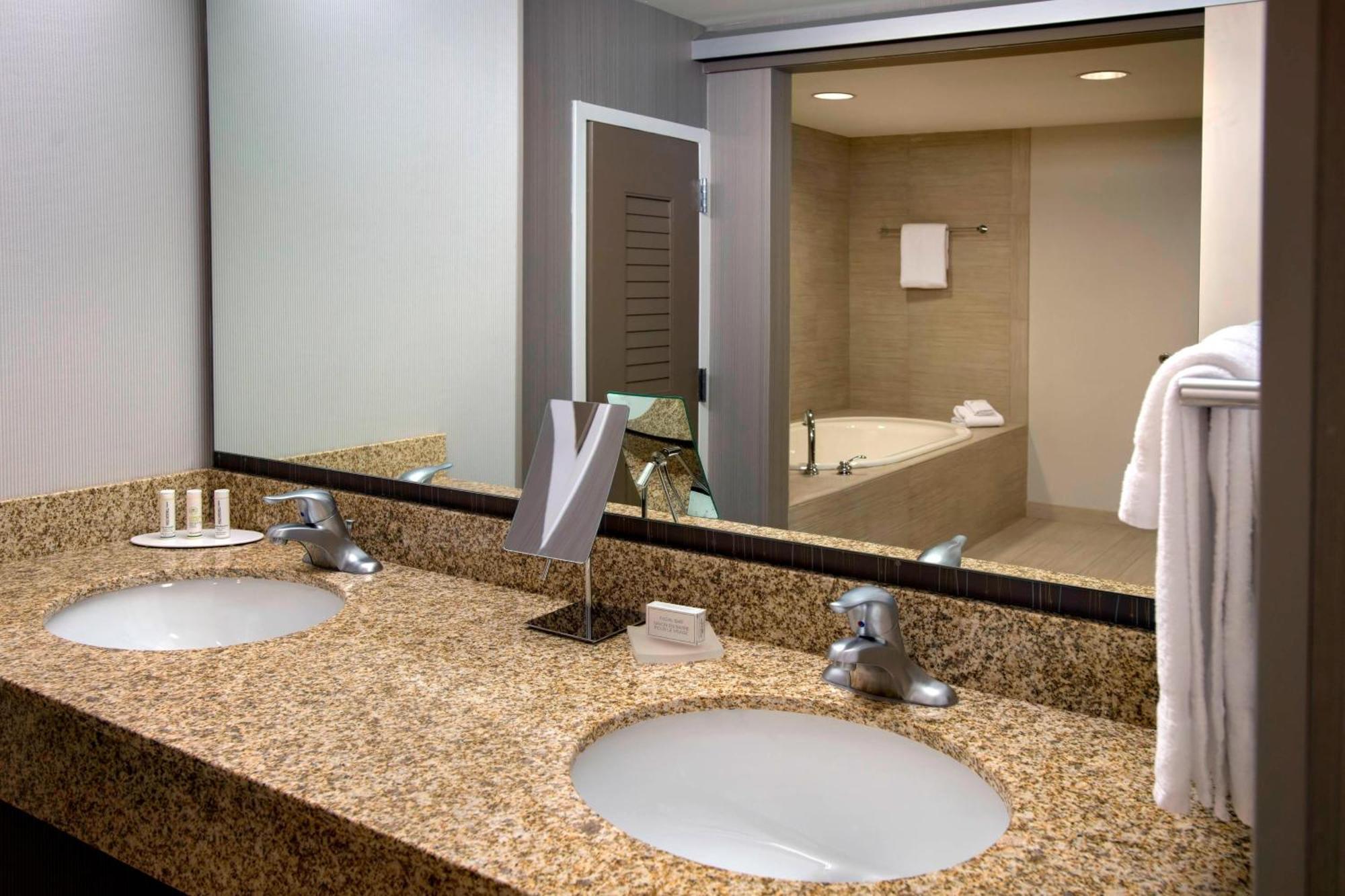 Courtyard By Marriott Philadelphia Lansdale Hotell Eksteriør bilde